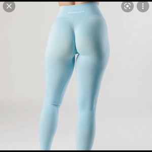 ISO! Alphalete Amplify